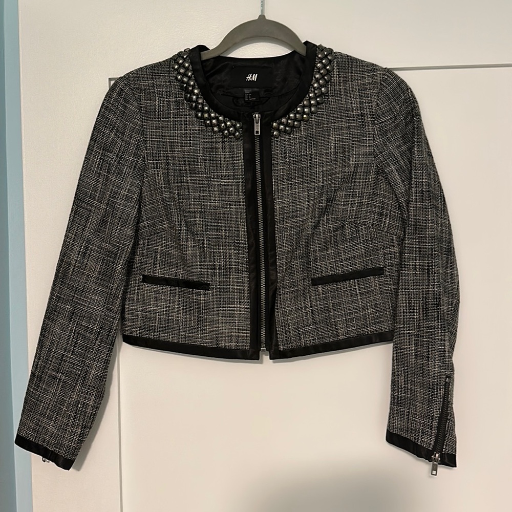 Beaded neck zip up crop blazer